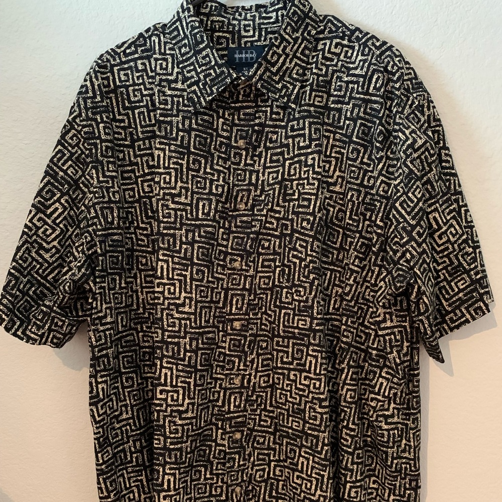 Harbor Bay camp shirt. 2XL. New without tag. Black/tan prints. Gorgeous!
